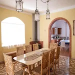 Spacious With A Large Veranda And Pool *