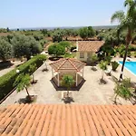 Spacious With A Large Veranda And Pool Feriehus *